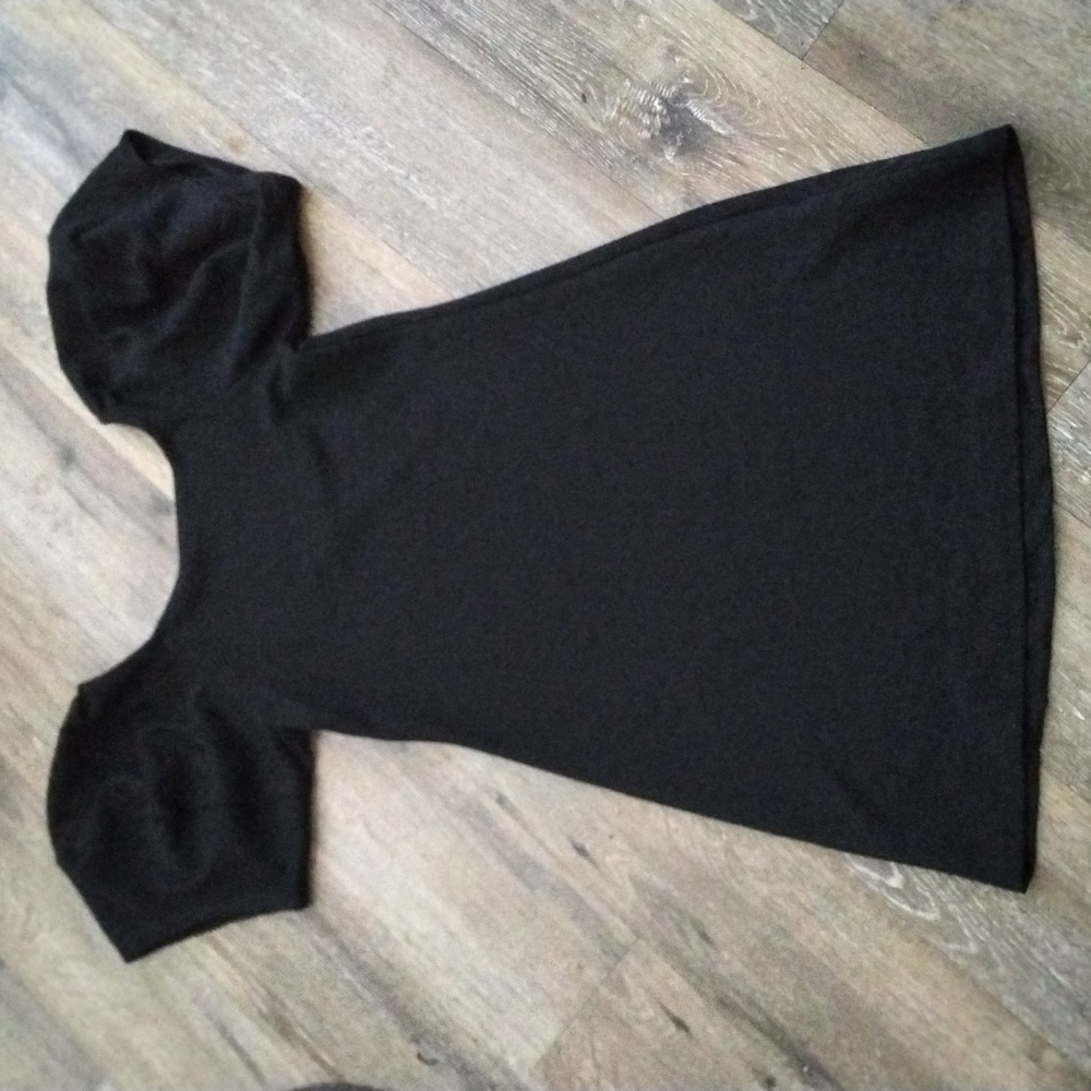 NWT: ZARA; PUFF SLEEVE, MINI, BLACK, FIT AND FLARE DRESS.
